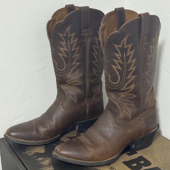 Ariat heritage round toe western boots - Picture 2 of 6